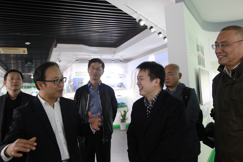 1544067189228865.jpg IMG_9683.JPG