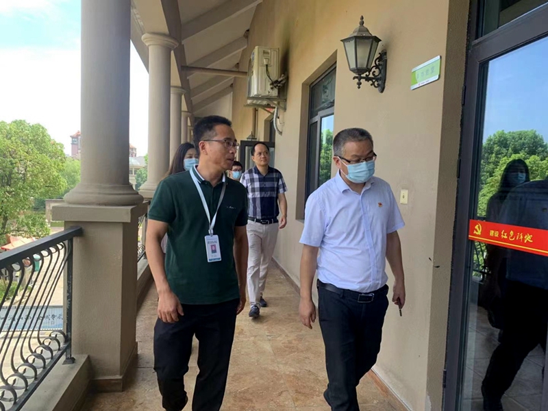 湖州市委組織部、建設局領導到紫竹山莊調研&ldquo;紅色物業(yè)&rdquo;