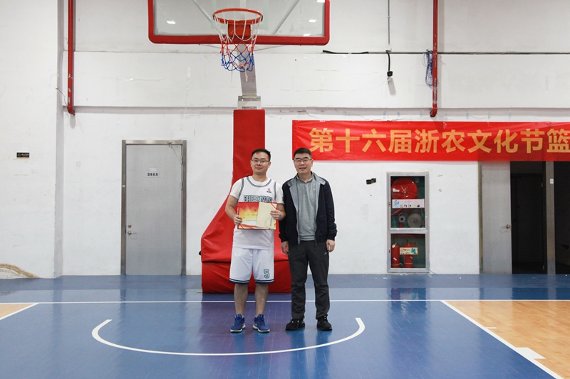 1635411737702159.jpg 男子定點投籃冠軍_副本.jpg