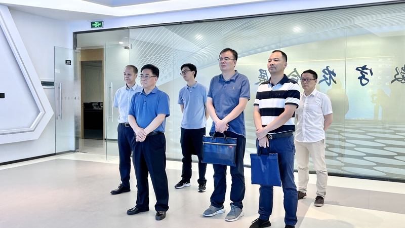 省供銷(xiāo)社深化&ldquo;三位一體&rdquo;改革領(lǐng)導(dǎo)小組調(diào)研浙江農(nóng)合數(shù)字化平臺(tái)建設(shè)工作