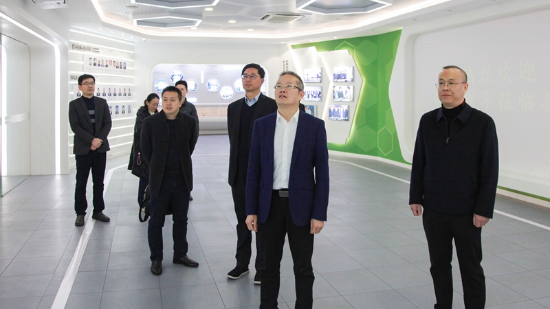 省供銷社黨委委員、理事會副主任董益彪走訪浙農