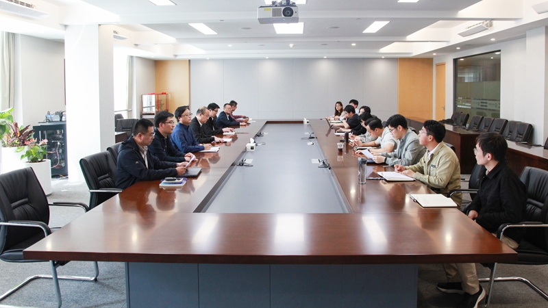 集團第一支部開展“學(xué)黨紀(jì)法規(guī)，守紀(jì)律底線”警示教育主題黨日活動